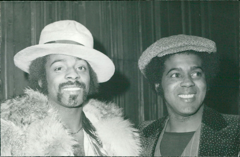 1978 CHRIS AND EDDIE AMOO MEMBERS THE REAL THING POP GROUP REF NOV APR COMPANY - Vintage Photograph