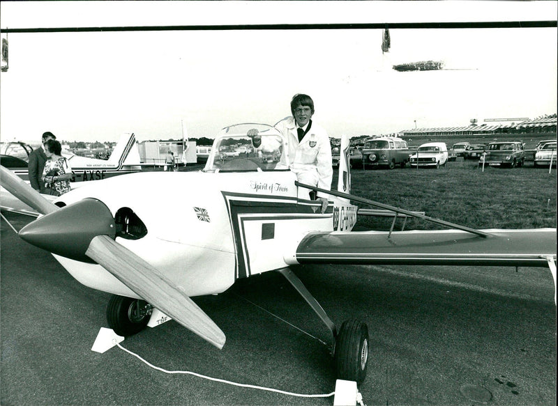 Aircraft: Spirit of Truro: Guy Bunker - Vintage Photograph