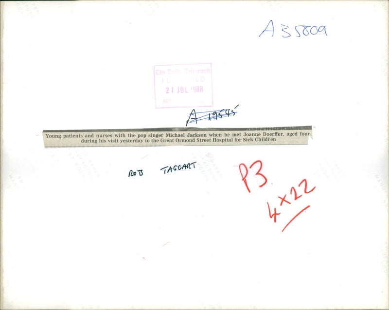 Michael Jackson with young patients and nurses. - Vintage Photograph