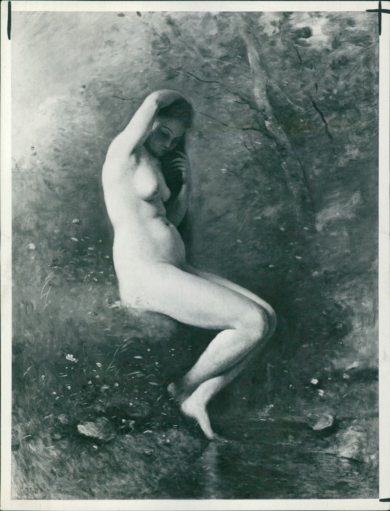 Venue au Bain. - Vintage Photograph