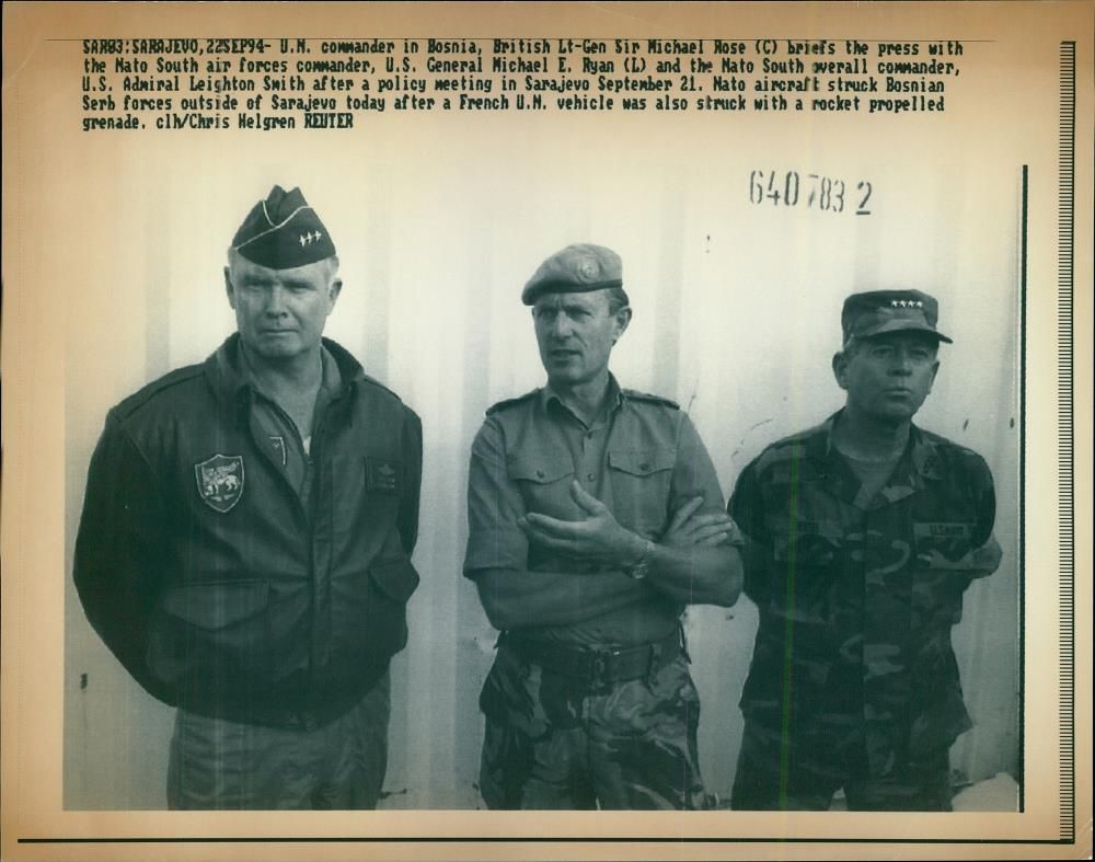 Lt. Gen. Sir. Michael Rose with Gen. Michael E. Ryan. - Vintage Photog