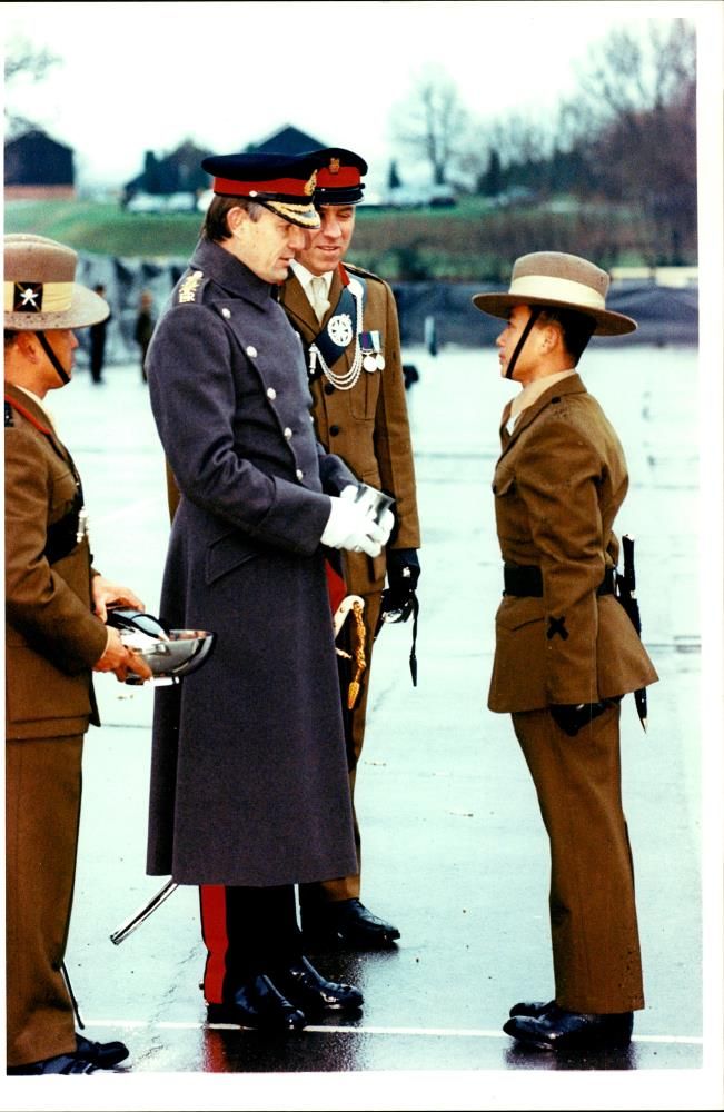 Lt. Gen. Sir. Michael Rose. - Vintage Photograph