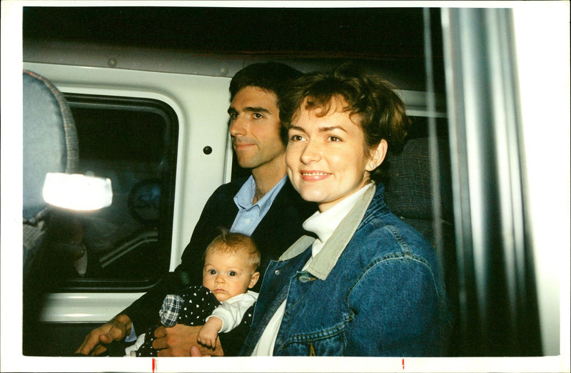 Damon Graham Devereux Hill with his Wife. - Vintage Photograph