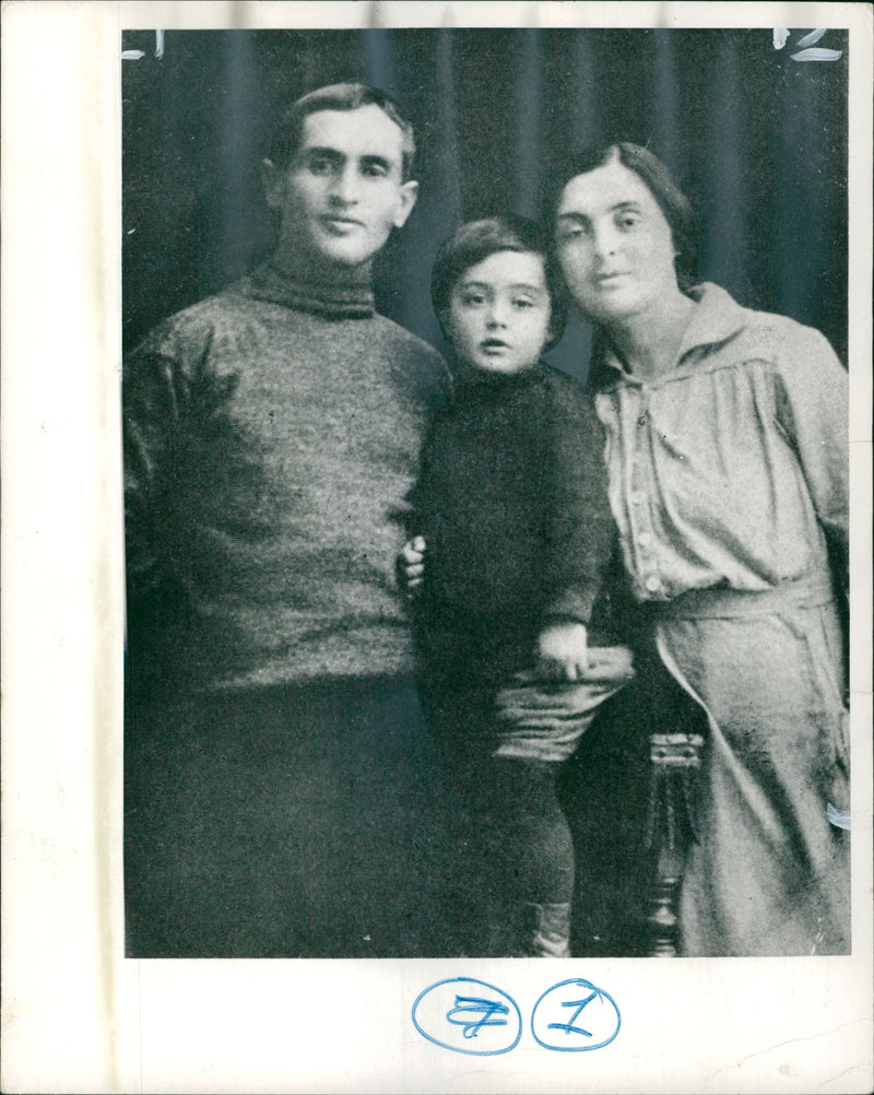 The Dayan family in 1918, Moshe with his father Shmuel and his mother Dvorah. - Vintage Photograph