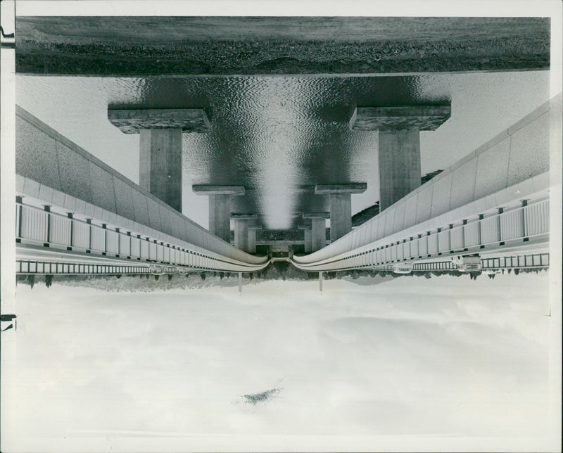 Commonwealth Avenue Bridge, Canberra. - Vintage Photograph
