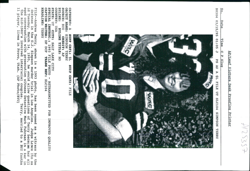 1980 MANUELA CENTA ANDREA TERRY NAMED WITRESS TITLE USA WRITER PLAYER - Vintage Photograph