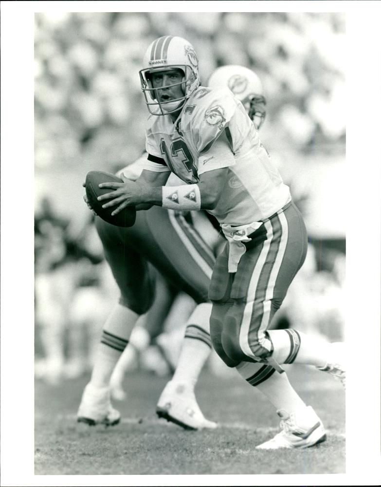 Dan Marino , Miami Dolphins. - Vintage Photograph
