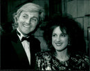 David and Elizabeth Emanuel. - Vintage Photograph