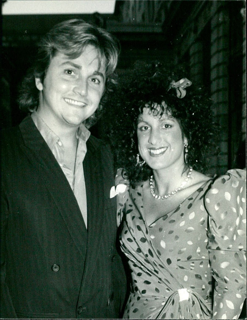 David & Elizabeth Emanuel. - Vintage Photograph