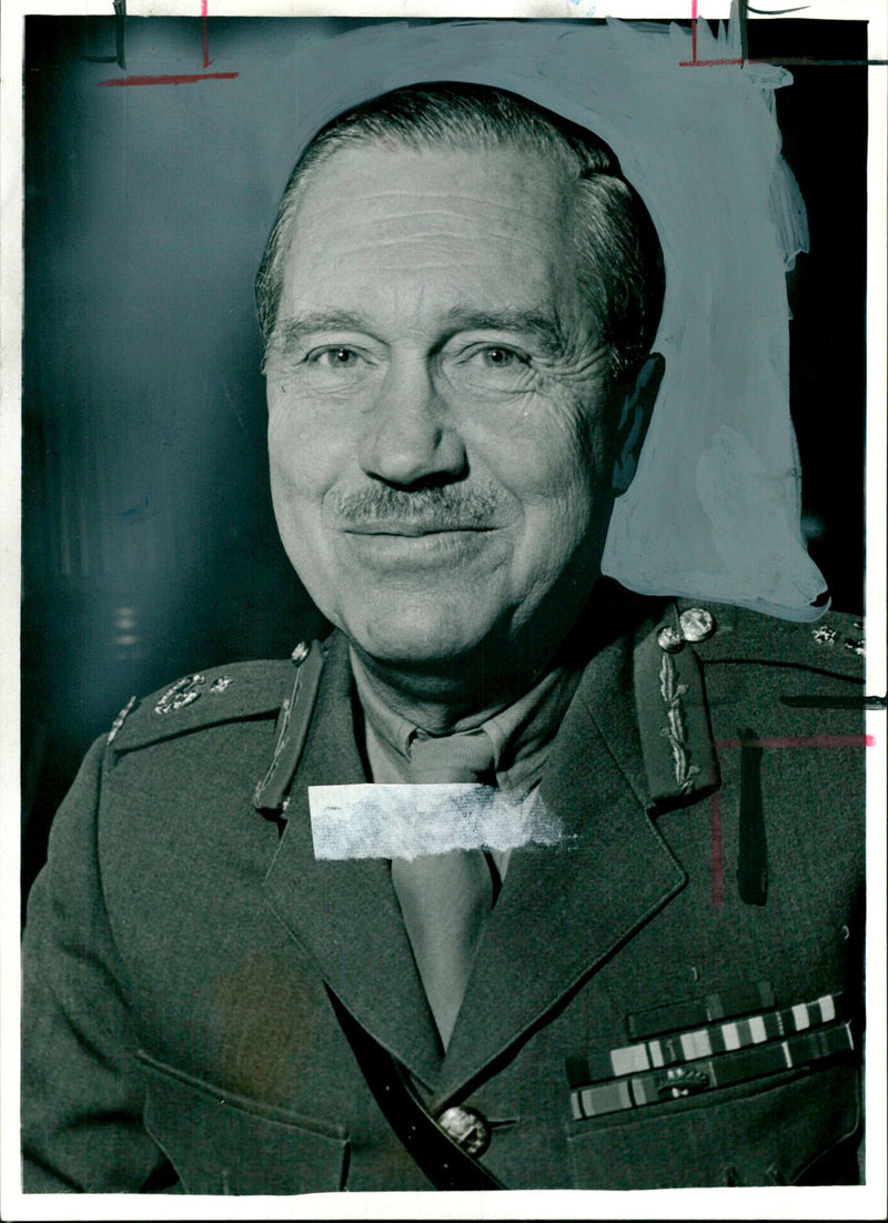 Gen. Sir. Richard Hull. - Vintage Photograph