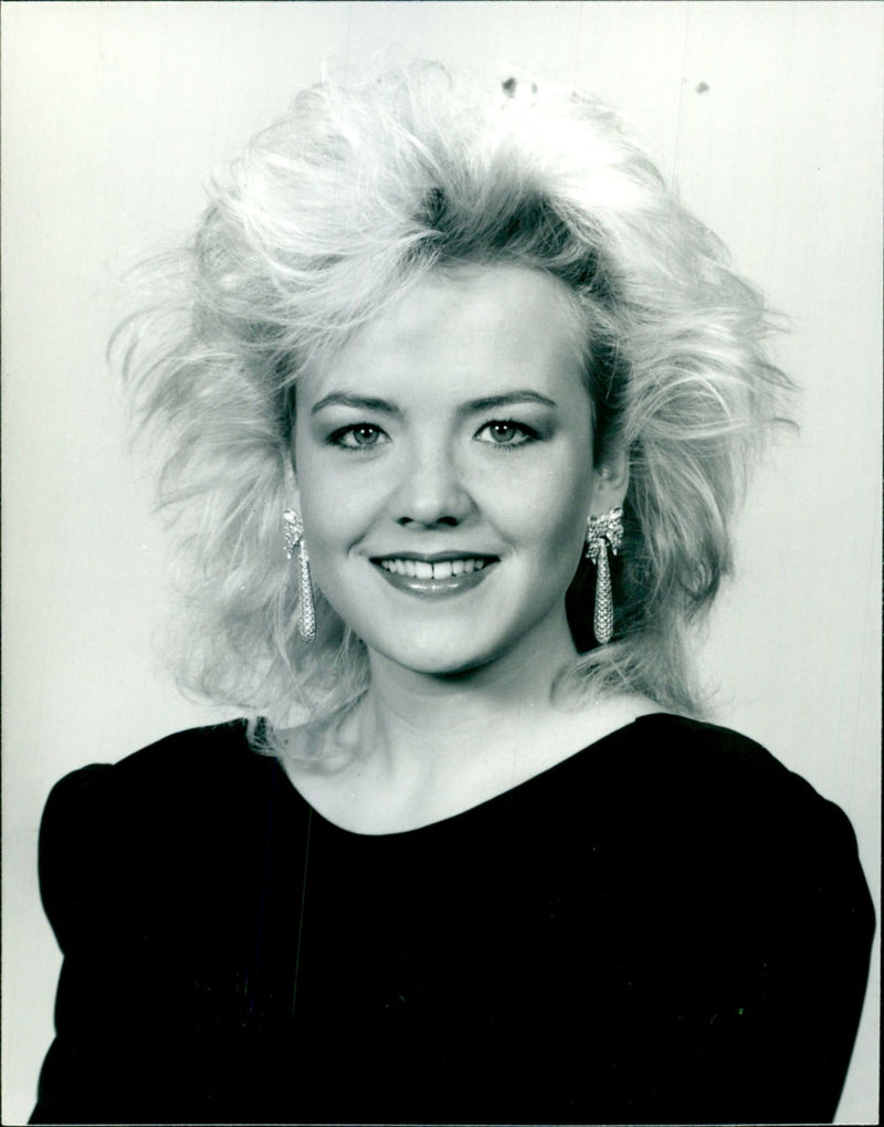 Jenny Jay. - Vintage Photograph