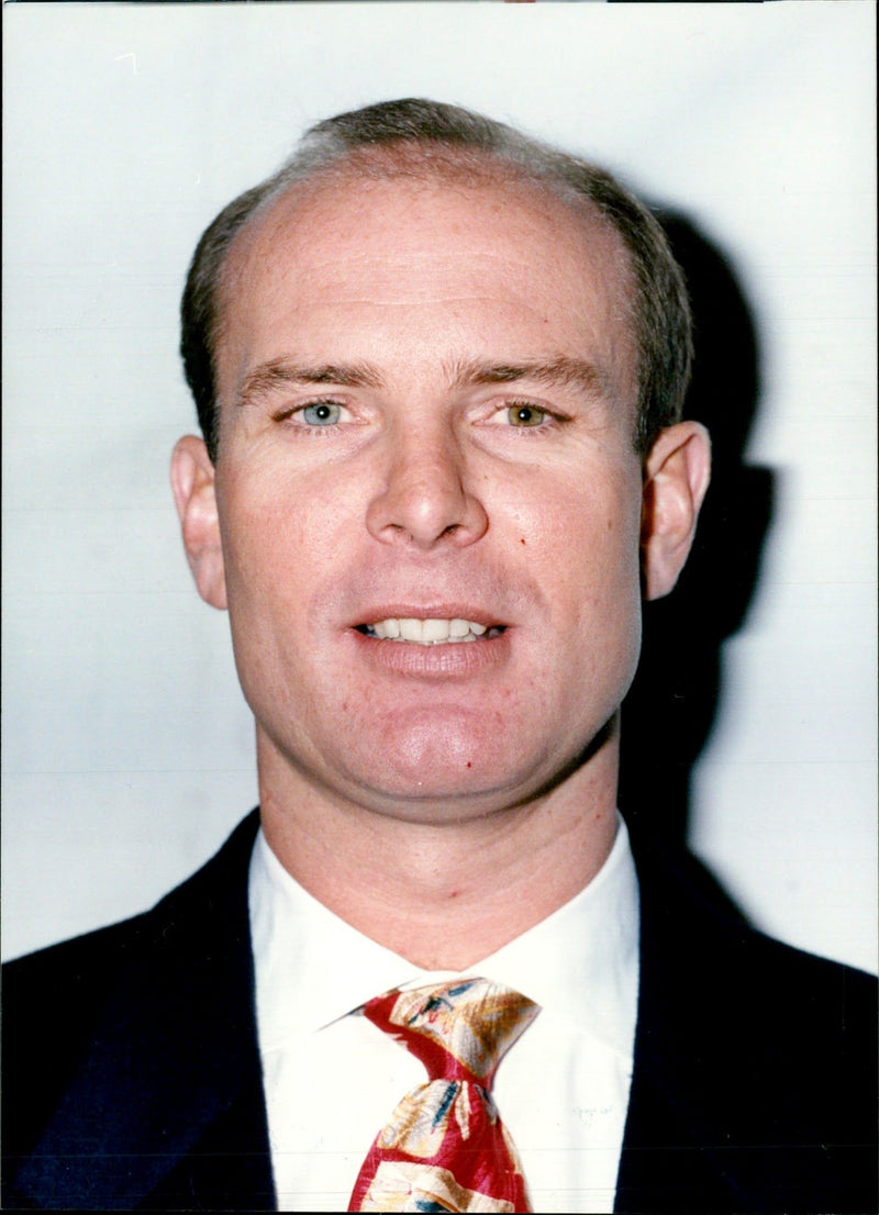 1988 HARRY TAYLOR FORMER SAS SOLDIER SUCCEEDED THE UNIVERSAL PUBLISHED PRESS - Vintage Photograph