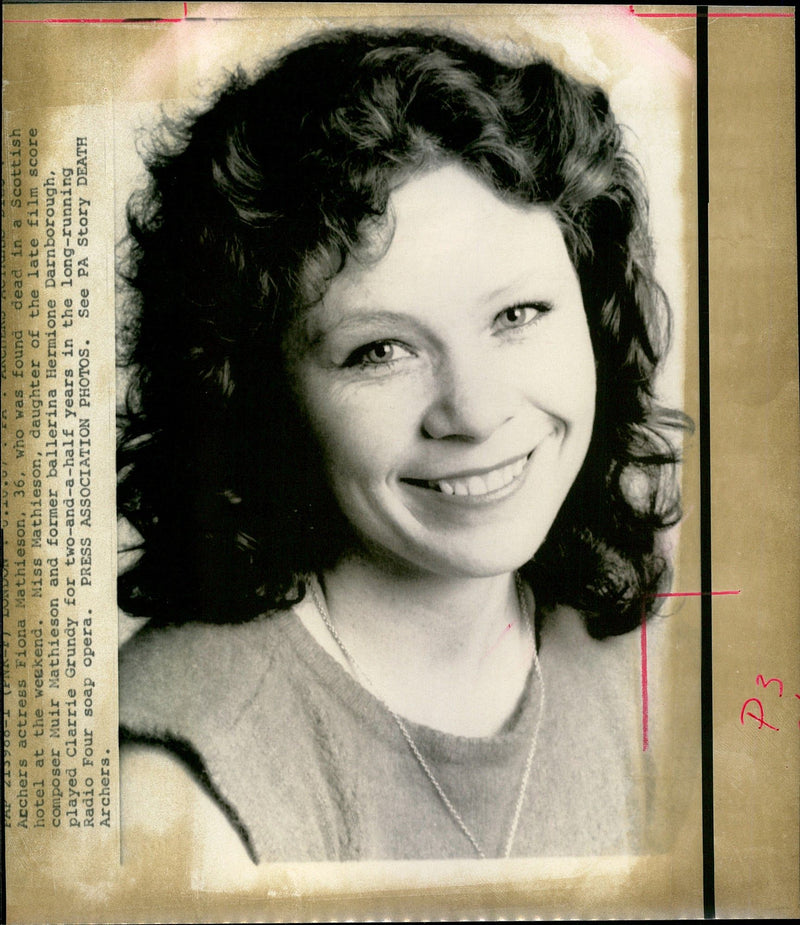 1987 FIONA MATHIESON PLAYED CLARRIE GRUNDY FORMER ACTRESS PRESS FILM PUBLISHED - Vintage Photograph