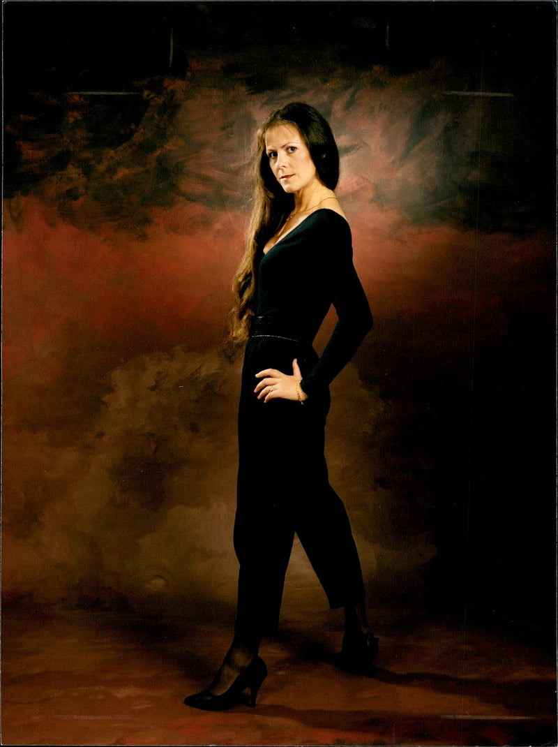 1994 CAROLELE PALFREYMAN CHARNWOOD AVENUE SAWLEY LONG EATON NOTTINGHAM - Vintage Photograph