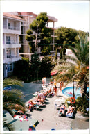 KINGS AVENUE BROMLEYKENT BRL SUBJECT DATE AUGUST UNFI COPYRIGHT STUART - Vintage Photograph