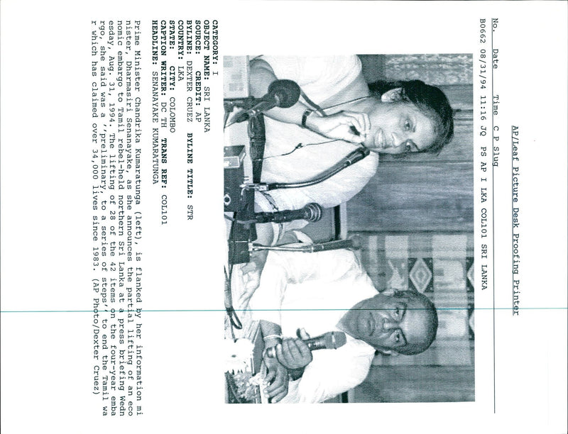 1994 CHANDRIKA KUMARATUNGA MINIST TONY PRIME SERIES WRITER PRESS COUNTRY TITLE - Vintage Photograph