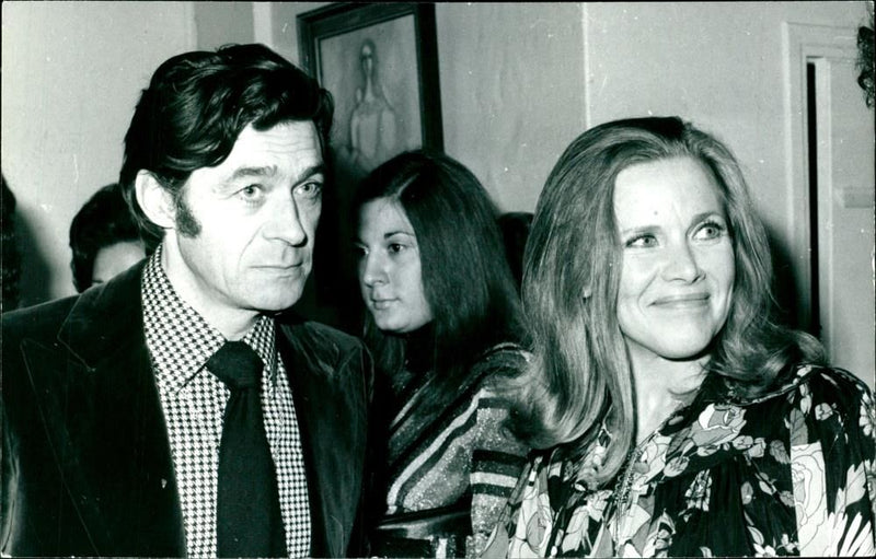 Maurice Kaufman and his wife, Honor Blackman. - Vintage Photograph