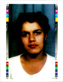 1995 KURDISH REFUGEE CHADEYA HASSEIN DOB WAS THROWN MAN FROM WRITER COUNTRY - Vintage Photograph