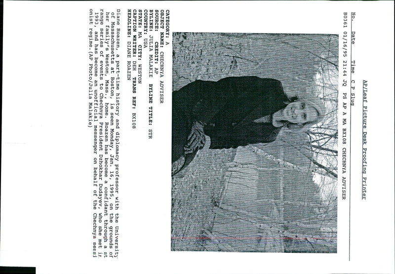 1995 DIANE ROAZEN HAS BECOME CONFIDANT THROUG SERIES WRITER USA PRESIDENT TITLE - Vintage Photograph