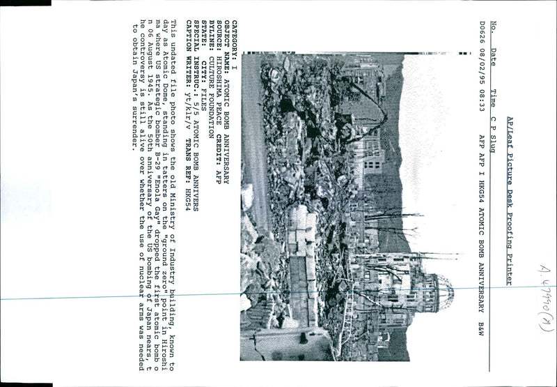 1995 STRATEGIC BOMBER ENOLA GAY DROPPED THE FIRST HIROSHI WRITER KNOWN - Vintage Photograph