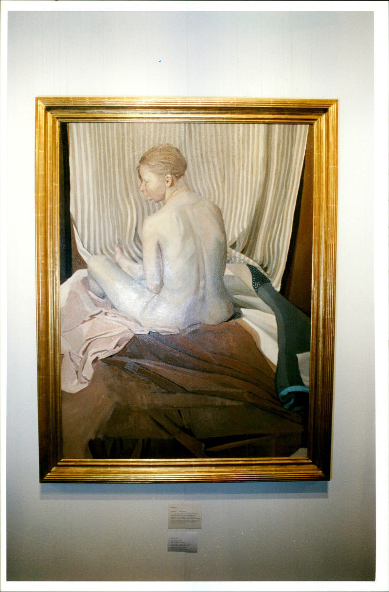 1995 ALISON WATTS SEATED NUDE WAS PROBABLY THE BEST PICTURE SHOW PUBLISHED - Vintage Photograph