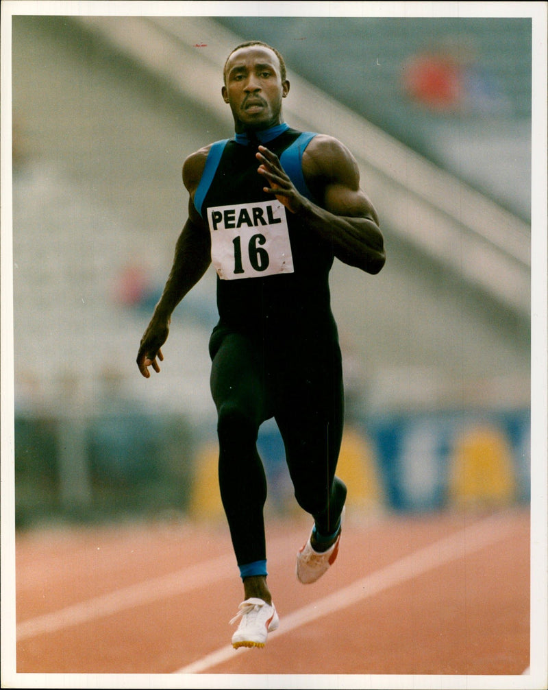 1992 MEMBERS THE NUJ PAUL MCFEGAN LINFORD CHRISTIE ENGLAND PUBLISHED WORLD - Vintage Photograph