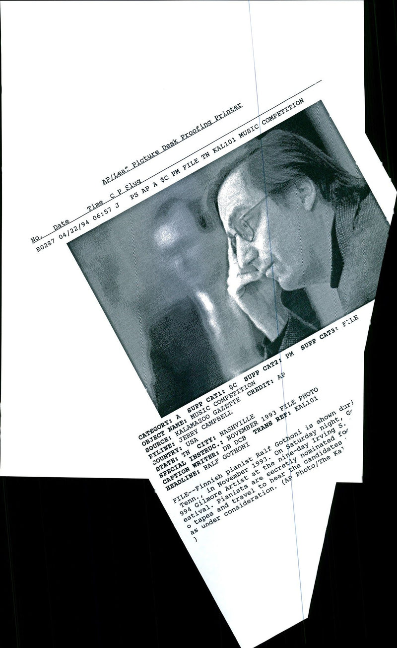 1994 FINNISH PIANIST RALF GOTHONI SHO JERRY CAMPBELL USA MUSIC WRITER ARTIST - Vintage Photograph