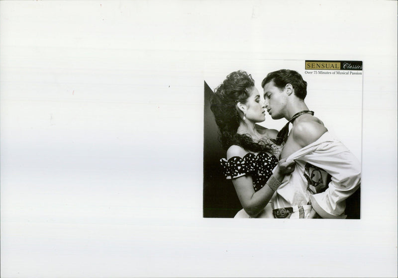 SENSUAL CLASSIC OVER MINUTES MUSICAL PASSION - Vintage Photograph