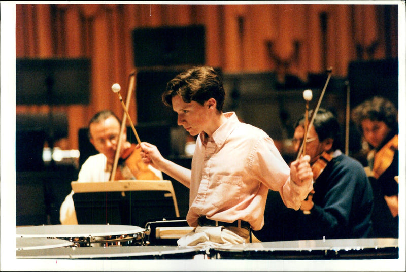 1992 COLIN CURRIE FROM EDINBURGH WILL COMPETE PHILIP HOLLIS PUBLISHED CONCERT - Vintage Photograph