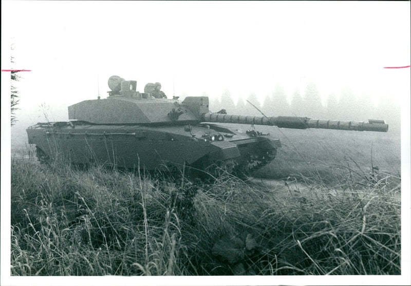 'Challenger 2', British main battle tank designed by Vickers - Vintage Photograph