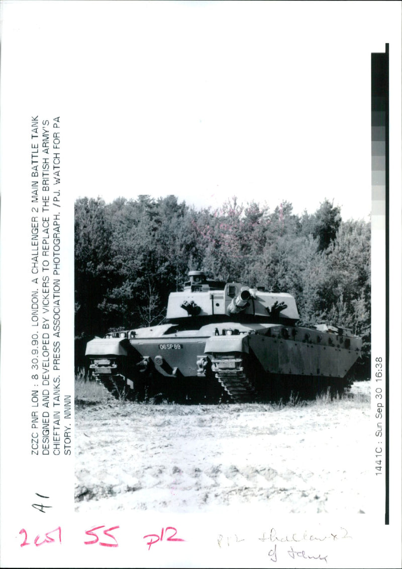 'Challenger 2', British main battle tank designed by Vickers - Vintage Photograph