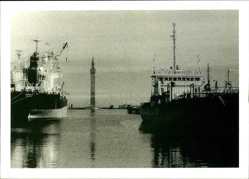 Grimsby Docks: Hydraulic Tower. - Vintage Photograph