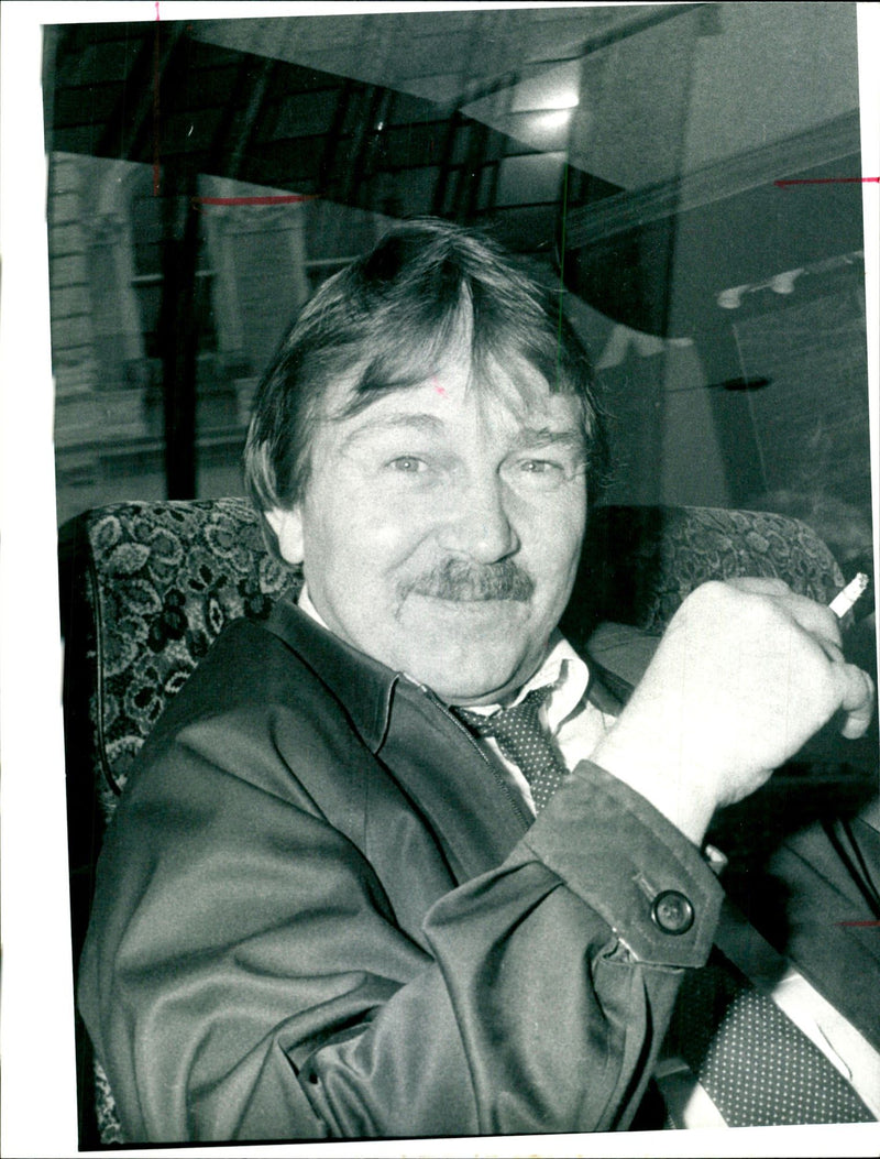 ALEXANDER HUMPHREYS WIT DENIES MURDERING HIS BUSINESS OLD BAILEY CAR PRESS - Vintage Photograph