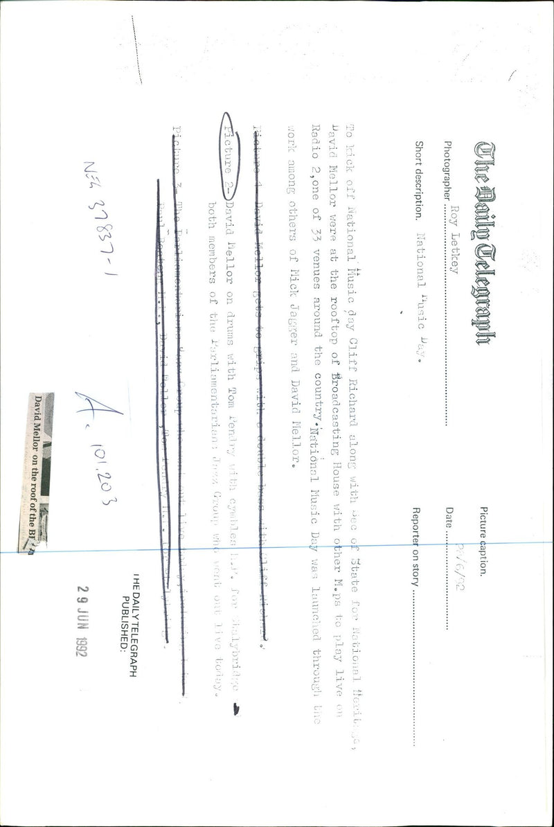 1992 NATIONAL MUSIC DAY WAS LAUNCHED THROUGH ROY LETKEY TOM PUBLISHED DAVID - Vintage Photograph