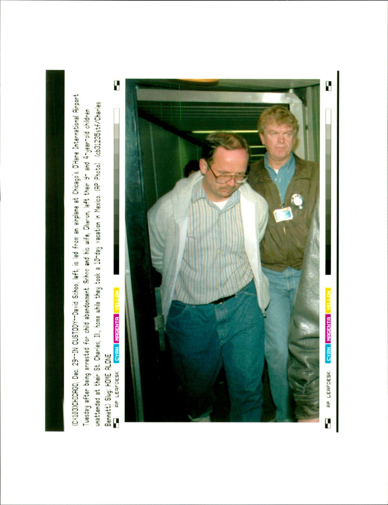 DAVID SCHOO AND HIS WIFE CHERUN LEF CHARLES BENNETT SHARON INTERNATIONAL - Vintage Photograph
