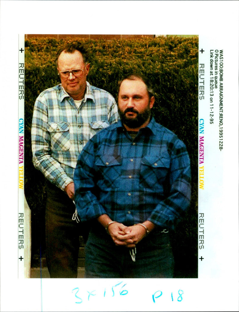 1995 JOSEPH AILIE AND ELLIS HURST WALK WAIT DAVID USA WRITER COUNTRY - Vintage Photograph