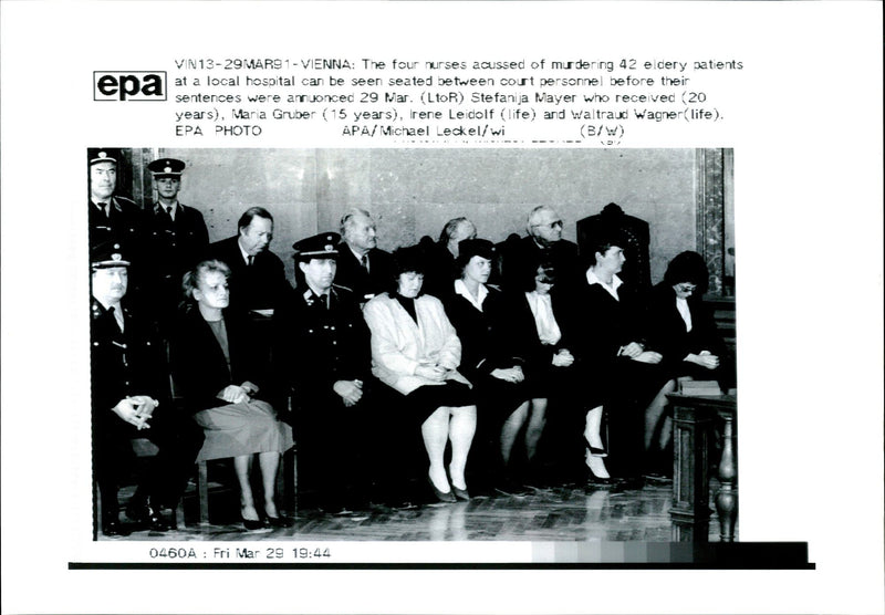 1991 THE FOUR NURSES ACUSSED MURDERING DERY PATIENTS LOCAL MICHAEL - Vintage Photograph