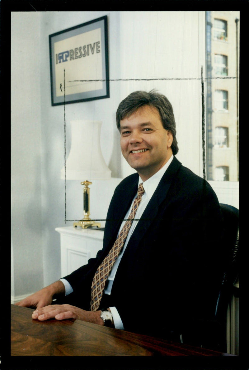 ISTRESSIVE TERRY BENSON MIHAEL PAGE GROUP PLC STRESSIVE BEN - Vintage Photograph
