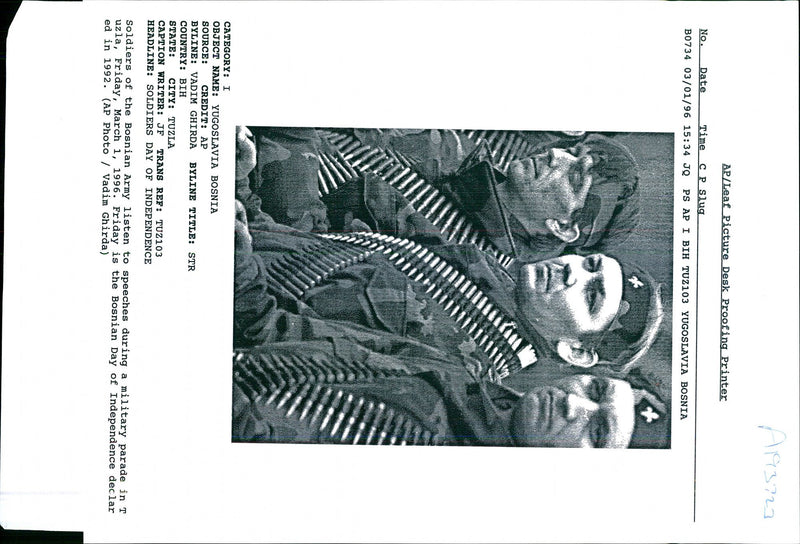 1996 FRIDAY THE BOSNIAN DAY INDEPENDENCE DECLAR MILITARY WRITER TITLE ARMY - Vintage Photograph