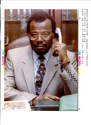 1994 MANGOSUTHU BUTHELEZI THE DESMOND BOYLAN REUTER WRITER CAPITAL COUNTRY - Vintage Photograph