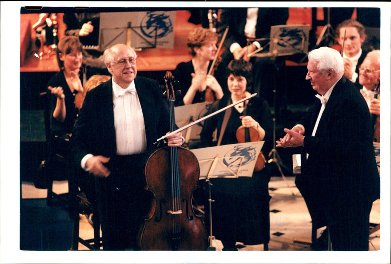 1995 THE DAILY TELEGRAPH CHIRIS BOOKS PIC EDWARD SYKES CHARLES CAREER CONCERT - Vintage Photograph