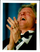 1994 PRESIDENT CLINTON ATTENDED THE MARCY NIGHSWANDER USA WRITER TELEVISION - Vintage Photograph