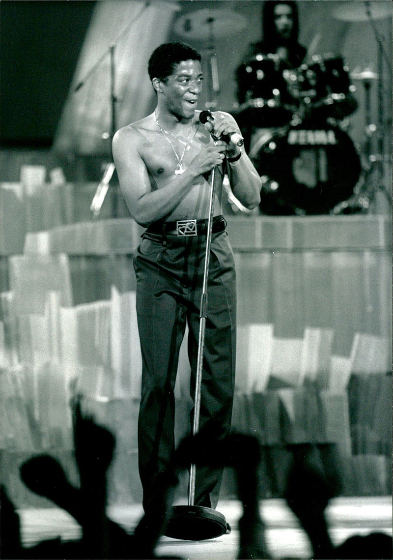 Sydney Youngblood, American singer - Vintage Photograph