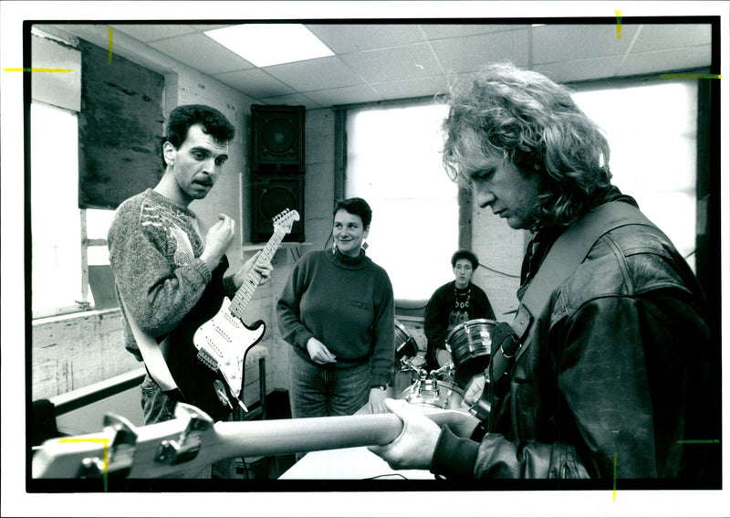 NEG MUSICAL OFFENDERS PROBATION REHEARSE GILBERT KATE OFFICER CONCERT - Vintage Photograph