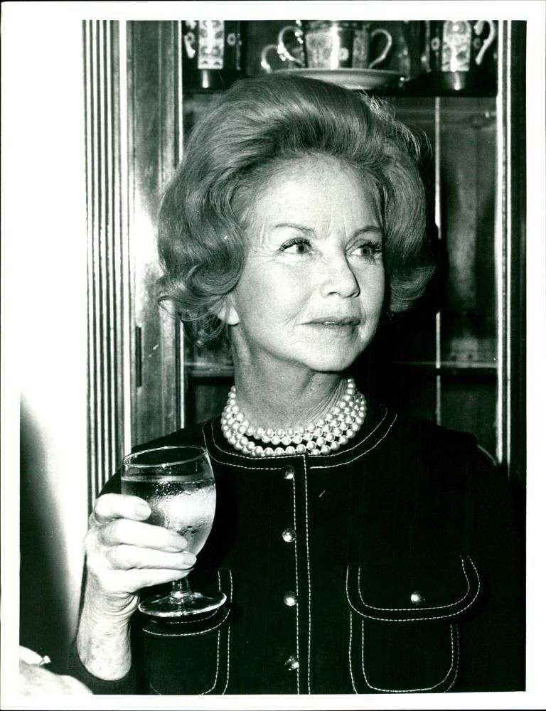 Mrs.Sydney Emmanuel. - Vintage Photograph