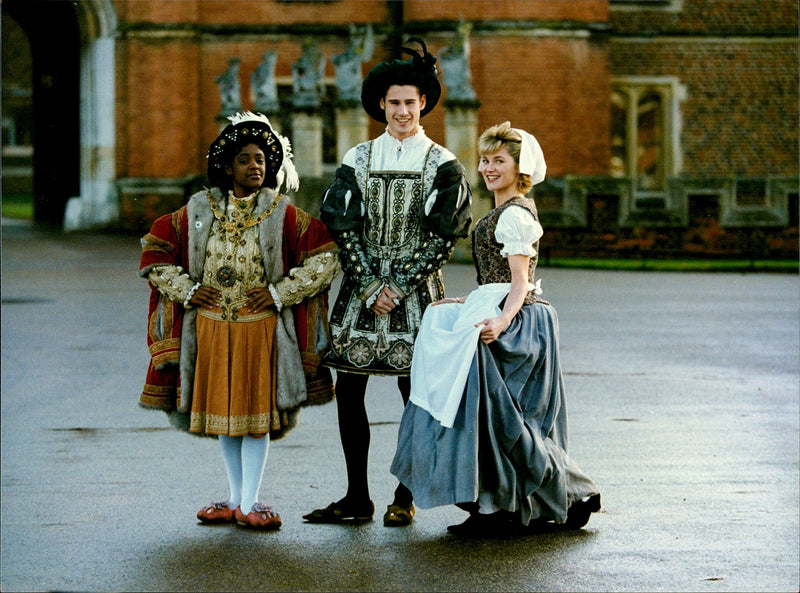 SURREY ADI POET PUEMOHD AND YOUR BULDOG VINCENT DIANE LOUISE - Vintage Photograph