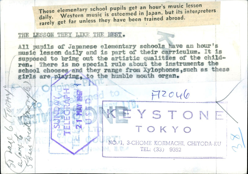 ALL PUPILS JAPANESE ELEMENTARY SCHOOLS HAVE HOURS MUSIC LESSON - Vintage Photograph