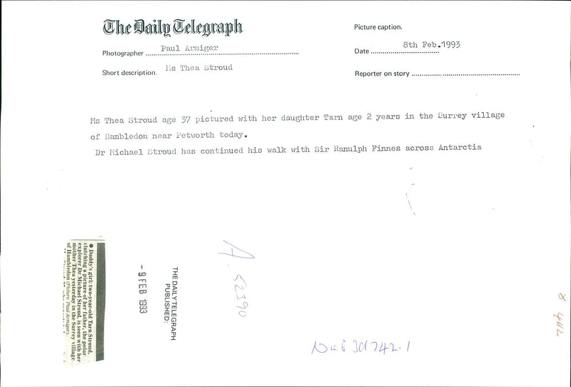 1993 MICHAEL STROUD HAS CONTINUED HIS WALK WITH SIR PAUL ARMIGER DAUGHTER - Vintage Photograph