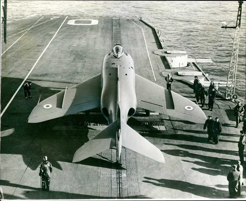 Supermarine Scimitar N.113 - Vintage Photograph