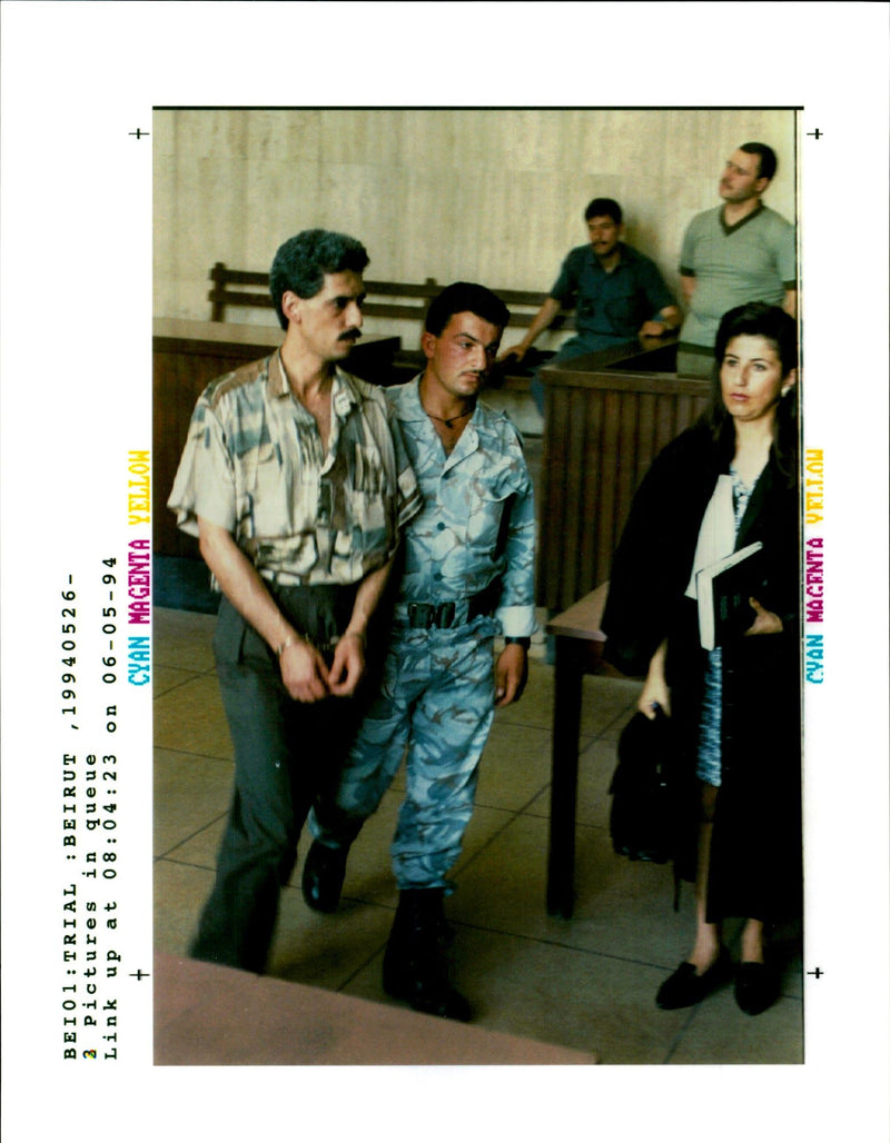 1994 LEAF PICTURE DES JAMAL SAIDI BRI DRIVER WRITER ROBERT COUNTRY APPEARS - Vintage Photograph